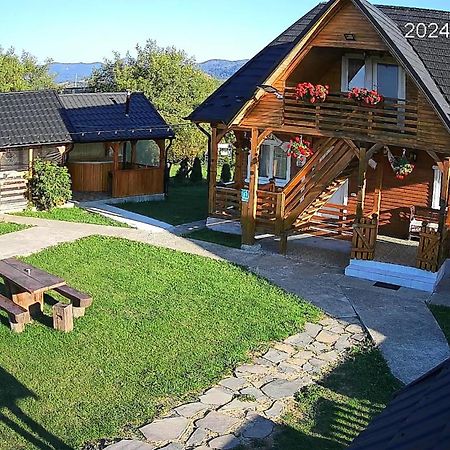 Vila Casa Cupcea Budeşti Exteriér fotografie