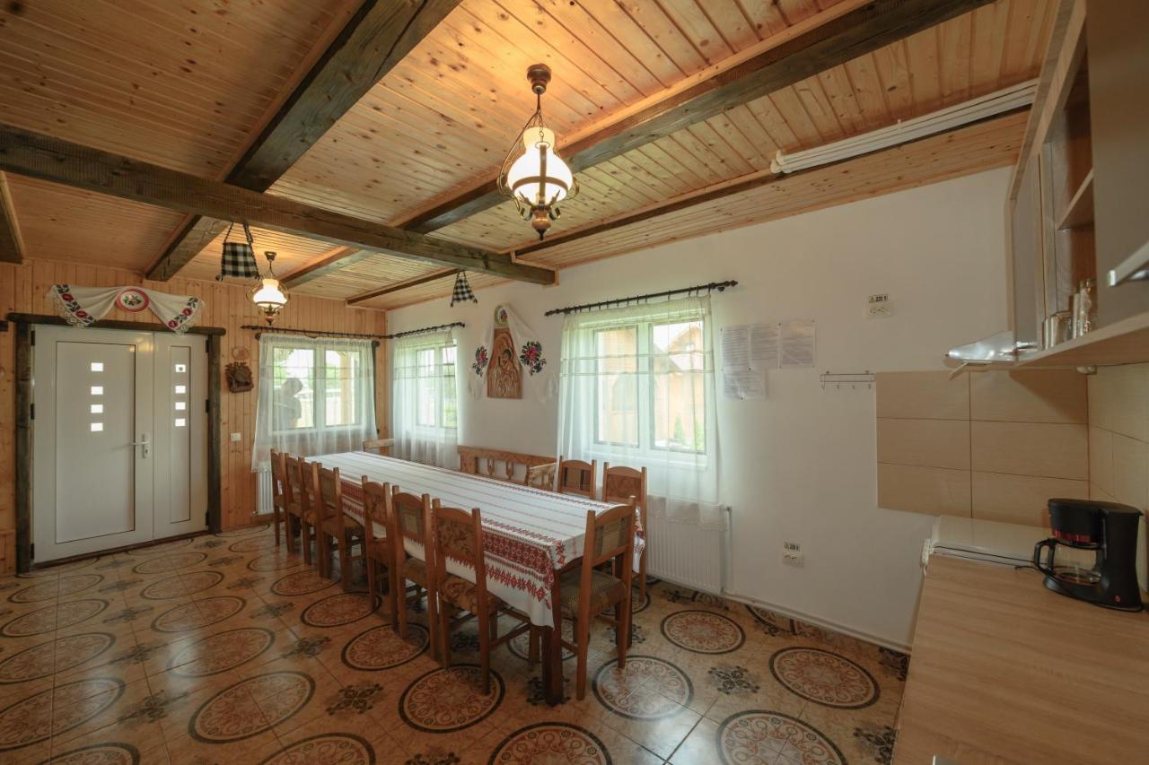 Vila Casa Cupcea Budeşti Exteriér fotografie