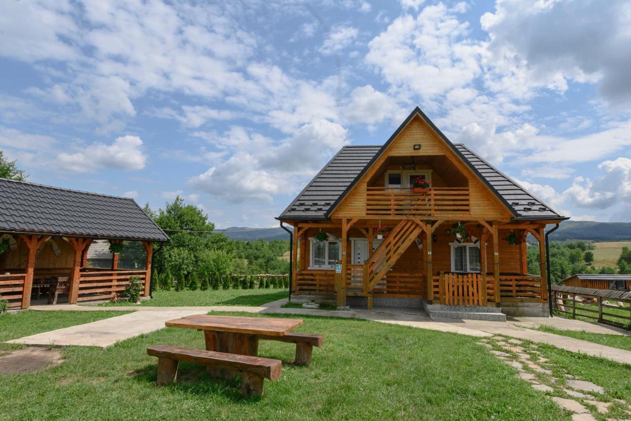 Vila Casa Cupcea Budeşti Exteriér fotografie