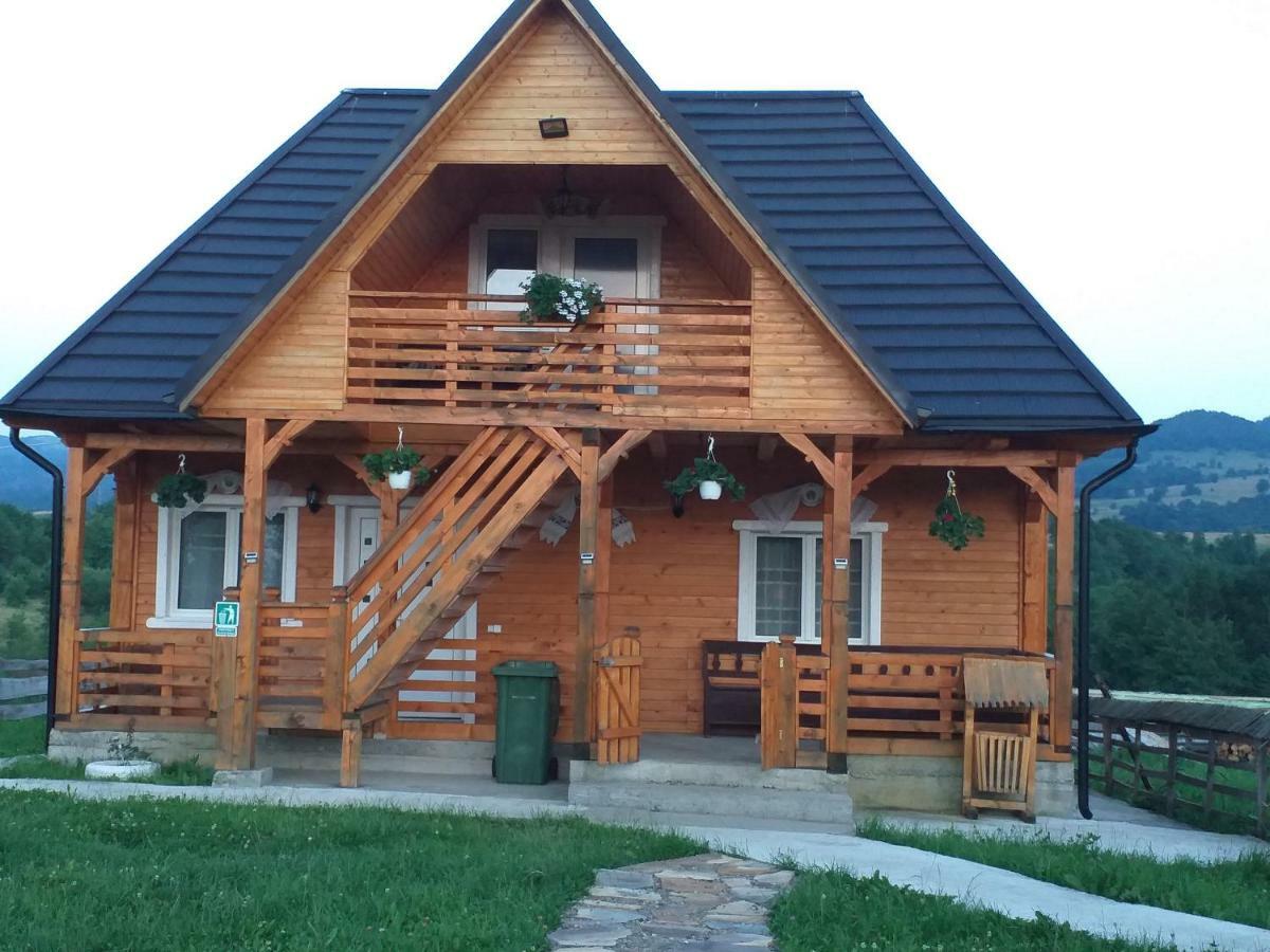 Vila Casa Cupcea Budeşti Exteriér fotografie