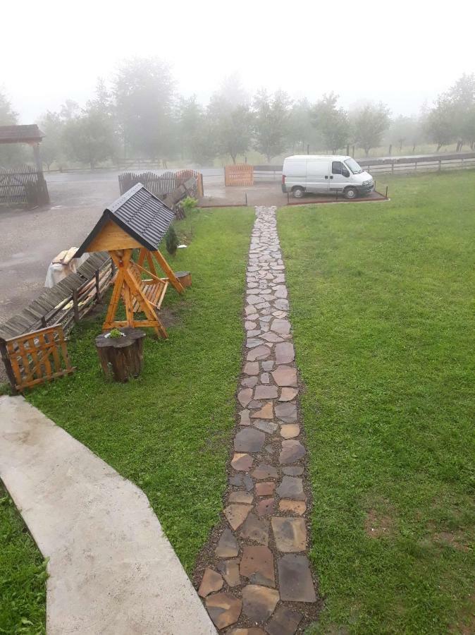 Vila Casa Cupcea Budeşti Exteriér fotografie